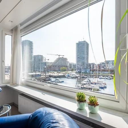 Apartament View Of The Yacht Port